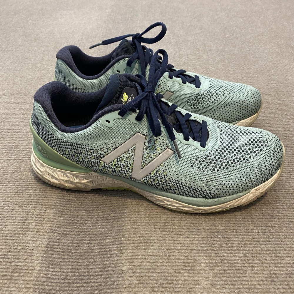 New Balance Fresh Foam 980 Running Shoes Womens Size 11.5 Green Sneakers W880H10